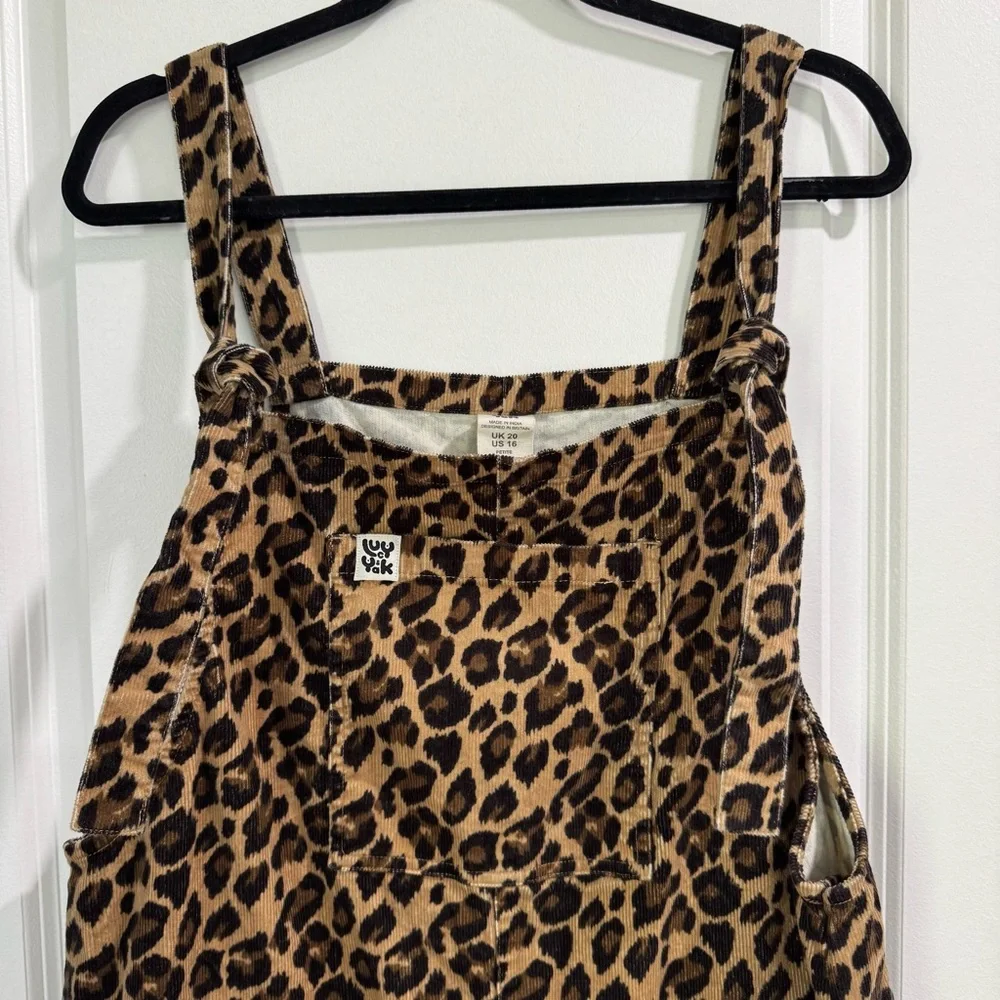 Lucy & Yak Original Corduroy Dungarees in Leopard Print 16 Petite - Picture 5 of 10
